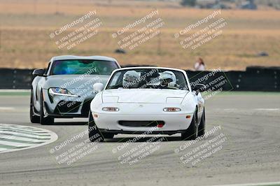 media/Sep-27-2025-Speed Ventures (Sat) [[6606706ef0]]/Yellow group/Turn 6/